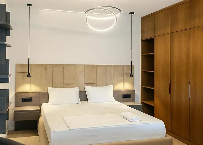 アパート Modern Open Space Near Center ティラナ